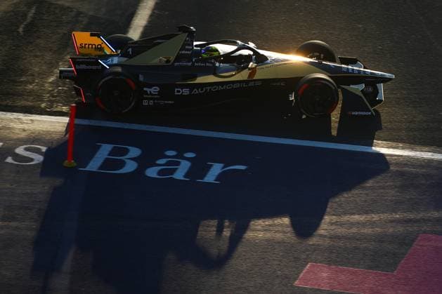 01 VANDOORNE Stoffel (bel), DS Penske Formula E Team, Spark-DS, DS E-Tense FE23, action during the 2023 Mexico City ePrix, 1st meeting of the 2022-23 ABB FIA Formula E World Championship, WM, Weltmeisterschaft on the Autodromo Hermanos Rodriguez from January 12 to 14, in Mexico City, Mexico - AUTO - 2023 FORMULA E MEXICO CITY ePRIX DPPI Panoramic  03423001_A06I1428