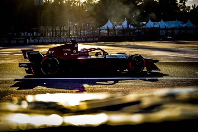 27 DENNIS Jake (gbr), Avalanche Andretti Formula E, Spark-Porsche, Porsche 99X Electric, action during the 2023 Mexico City ePrix, 1st meeting of the 2022-23 ABB FIA Formula E World Championship, WM, Weltmeisterschaft on the Autodromo Hermanos Rodriguez from January 12 to 14, in Mexico City, Mexico - AUTO - 2022 FORMULA E MEXICO CITY ePRIX DPPI Panoramic  0342300105508