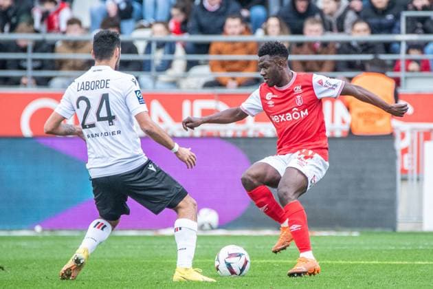 Azor Matusiwa (Stade de Reims) FOOTBALL : Stade de Reims - OGC Nice - Ligue 1 - JournÃ e 19 - 15 01 2023 BaptisteAutissier Panoramic 