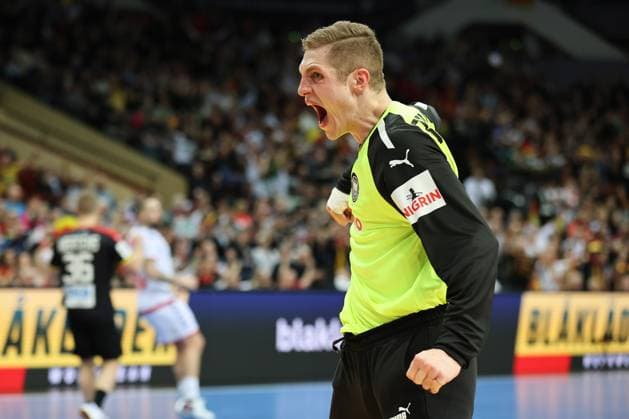Sport Themen der Woche KW02 Sport Bilder des Tages Deutschland - Serbien, IHF Weltmeisterschaft, IHF 2023 World Men s Championship Jubel bei Torwart Joel Birlehm (Deutschland, 41). Handball-Weltmeisterschaft 2023, Länderspiel zwischen Deutschland und Serbien am 15.01.2023 in Kattowitz., Kattowitz Spodek *** Germany Serbia, IHF World Championship, IHF 2023 World Men s Championship cheering goalkeeper Joel Birlehm Germany, 41 Handball World Championship 2023, international match between Germany and Serbia on 15 01 2023 in Katowice , Katowice Spodek