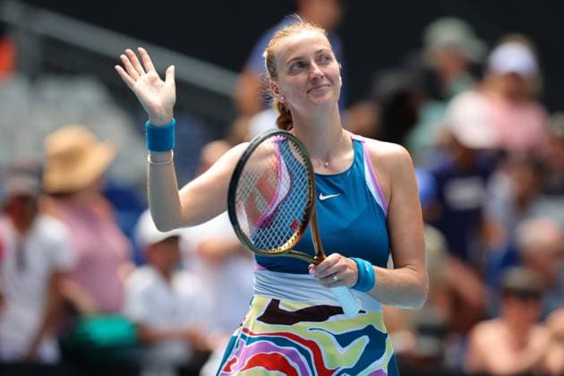 Sport Bilder des Tages Petra Kvitova of Czech Republic thanks the fans after defeating Alison Van Uytvanck of Belgium 7-6 6-2 during round 1 match between Petra Kvitova of Czech Republic and Alison Van Uytvanck of Belgium Day 1 at the Australian Open Tennis 2023 at KIA Arena, Melbourne, Australia on 16 January 2023. Copyright: xPeterxDovganx 34780101