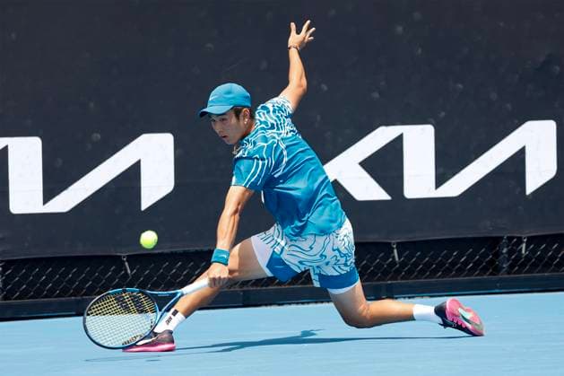Juncheng Shang CHN , Australian Open 2023, Melbourne Park, Melbourne, Victoria, Australia Copyright: xJuergenxHasenkopfx