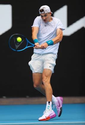 Mandatory Credit: Photo by Ella Ling Shutterstock (13714308bo) Jack Draper of GBR in action Australian Open, Day One, Tennis, Melbourne Park, Melbourne, Australia - 16 Jan 2023 Australian Open, Day One, Tennis, Melbourne Park, Melbourne, Australia - 16 Jan 2023 Copyright: xEllaxLing Shutterstockx 13714308bo