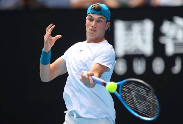 Mandatory Credit: Photo by Ella Ling Shutterstock (13714308cj) Jack Draper of GBR in action Australian Open, Day One, Tennis, Melbourne Park, Melbourne, Australia - 16 Jan 2023 Australian Open, Day One, Tennis, Melbourne Park, Melbourne, Australia - 16 Jan 2023 Copyright: xEllaxLing Shutterstockx 13714308cj