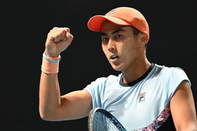 TENNIS AUSTRALIAN OPEN, Rinky Hijikata of Australia celebrates during his Men?s Singles 1st Round match against Yannick Hanfmann of Germany on Day 1 of the 2023 Australian Open tennis tournament at Melbourne Park in Melbourne, Monday, January 16, 2023. ( NO ARCHIVING, EDITORIAL USE ONLY, NO USE IN BOOKS WITHOUT CONSENT MELBOURNE VICTORIA AUSTRALIA  Copyright: xLUKASxCOCHx 20230116001753092427
