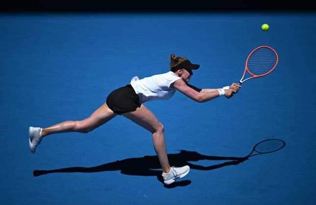 TENNIS AUSTRALIAN OPEN, Katherine Sebov of Canada returns to Caroline Garcia of France during their first round singles match at the 2023 Australian Open tennis championship at Melbourne Park in Melbourne, Tuesday, January 17, 2023. ( NO ARCHIVING, EDITORIAL USE ONLY, NO USE IN BOOKS WITHOUT CONSENT MELBOURNE VICTORIA AUSTRALIA  Copyright: xJAMESxROSSx 20230117001753362113