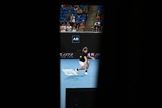 Sport Bilder des Tages TENNIS AUSTRALIAN OPEN, Alexander Zverev of Germany returns during his first round match against Juan Pablo Varillas of Peru at the 2023 Australian Open tennis tournament at Melbourne Park in Melbourne, Tuesday, January 17, 2023. ( NO ARCHIVING, EDITORIAL USE ONLY, NO USE IN BOOKS WITHOUT CONSENT MELBOURNE VICTORIA AUSTRALIA  Copyright: xLUKASxCOCHx 20230117001753416945