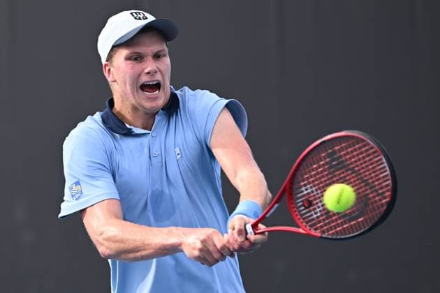 TENNIS AUSTRALIAN OPEN, Jenson Brooksby of the U.S. returns during her 1st round singles match against Christopher O Connell of Australia during 2023 Australian Open tennis tournament at Melbourne Park in Melbourne, Tuesday, January 17, 2023. ( NO ARCHIVING, EDITORIAL USE ONLY, NO USE IN BOOKS WITHOUT CONSENT MELBOURNE VICTORIA AUSTRALIA  Copyright: xJOELxCARRETTx 20230117001753451149