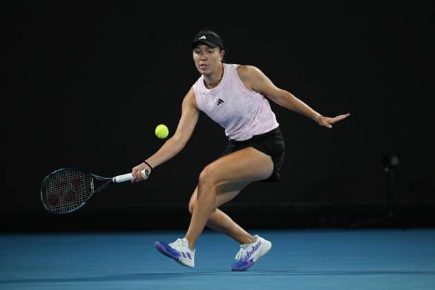TENNIS AUSTRALIAN OPEN, Jessica Pegula of the USA in action against Aliaksandra Sasnovich during the 2023 Australian Open tennis tournament at Melbourne Park in Melbourne, Wednesday, January 18, 2023. ( NO ARCHIVING, EDITORIAL USE ONLY, NO USE IN BOOKS WITHOUT CONSENT MELBOURNE VICTORIA AUSTRALIA  Copyright: xJAMESxROSSx 20230118001753720029