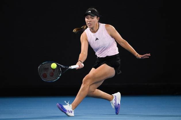 Mandatory Credit: Photo by James Gourley Shutterstock (13716764as) Jessica Pegula in action during her second round match Australian Open, Day Three, Tennis, Melbourne Park, Melbourne, Australia - 18 Jan 2023 Australian Open, Day Three, Tennis, Melbourne Park, Melbourne, Australia - 18 Jan 2023 Copyright: xJamesxGourley Shutterstockx 13716764as
