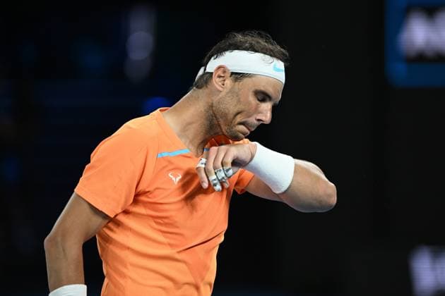 TENNIS AUSTRALIAN OPEN, Rafael Nadal of Spain walks off after losing his match against Mackenzie McDonald of the USA during the 2023 Australian Open tennis tournament at Melbourne Park in Melbourne, Wednesday, January 18, 2023. ( NO ARCHIVING, EDITORIAL USE ONLY, NO USE IN BOOKS WITHOUT CONSENT MELBOURNE VICTORIA AUSTRALIA  Copyright: xJAMESxROSSx 20230118001753777130