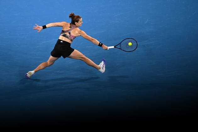 TENNIS AUSTRALIAN OPEN, Maria Sakkari of Greece in action against Diana Shnaider during the 2023 Australian Open tennis tournament at Melbourne Park in Melbourne, Wednesday, January 18, 2023. ( NO ARCHIVING, EDITORIAL USE ONLY, NO USE IN BOOKS WITHOUT CONSENT MELBOURNE VICTORIA AUSTRALIA  Copyright: xJOELxCARRETTx 20230118001753778213