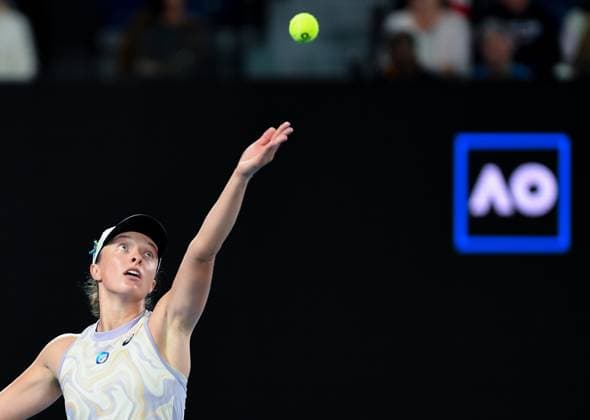 (230118) -- MELBOURNE, Jan. 18, 2023 -- Iga Swiatek competes during the women s singles 2nd round match between Iga Swiatek of Poland and Camila Osorio of Colombia at Australian Open tennis tournament in Melbourne, Australia, on Jan. 18, 2023. ) (SP)AUSTRALIA-MELBOURNE-TENNIS-AUSTRALIAN OPEN-DAY 3 GuoxLei 