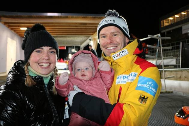 13.1.2023: Altenberg: Skeleton-Weltcup: Christopher Grotheer (GER) und Familie *** 13 1 2023 Altenberg Skeleton World Cup Christopher Grotheer GER and family