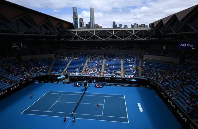 TENNIS AUSTRALIAN OPEN, General view of play on Margaret Court during the 2nd round match between Veronika Kudermetova of Russia and Katie Volynets of the USA at the 2023 Australian Open tennis tournament at Melbourne Park in Melbourne, Thursday, January 19, 2023. ( NO ARCHIVING, EDITORIAL USE ONLY, NO USE IN BOOKS WITHOUT CONSENT MELBOURNE VICTORIA AUSTRALIA  Copyright: xJAMESxROSSx 20230119001754108260