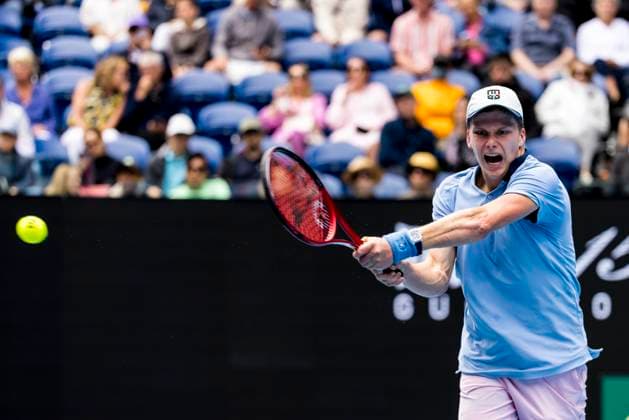 MELBOURNE, VIC - JANUARY 19: Jenson Brooksby of the United States of America in action during Round 2 of the 2023 Australian Open on January 19 2023, at Melbourne Park in Melbourne, Australia. (Photo by Jason Heidrich Icon Sportswire) TENNIS: JAN 19 Australian Open Icon220119081