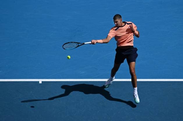 TENNIS AUSTRALIAN OPEN, Alexei Popyrin of Australia in action during his match against Taylor Fritz of the USA at the 2023 Australian Open tennis tournament at Melbourne Park in Melbourne, Thursday, January 19, 2023. ( NO ARCHIVING, EDITORIAL USE ONLY, NO USE IN BOOKS WITHOUT CONSENT MELBOURNE VICTORIA AUSTRALIA  Copyright: xJAMESxROSSx 20230119001754158048