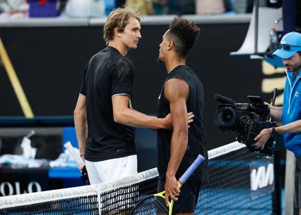 Alexander Zverev congratulates winner Michael Mmoh, Australian Open 2023, Melbourne Park, Melbourne, Victoria, Australia Copyright: xJuergenxHasenkopfx