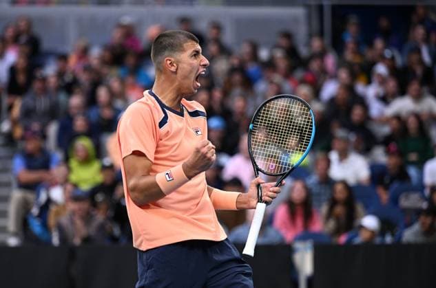 TENNIS AUSTRALIAN OPEN, Alexei Popyrin of Australia reacts during his second round match against Taylor Fritz of the USA at the 2023 Australian Open tennis tournament at Melbourne Park in Melbourne, Thursday, January 19, 2023. ( NO ARCHIVING, EDITORIAL USE ONLY, NO USE IN BOOKS WITHOUT CONSENT MELBOURNE VICTORIA AUSTRALIA  Copyright: xJAMESxROSSx 20230119001754237950