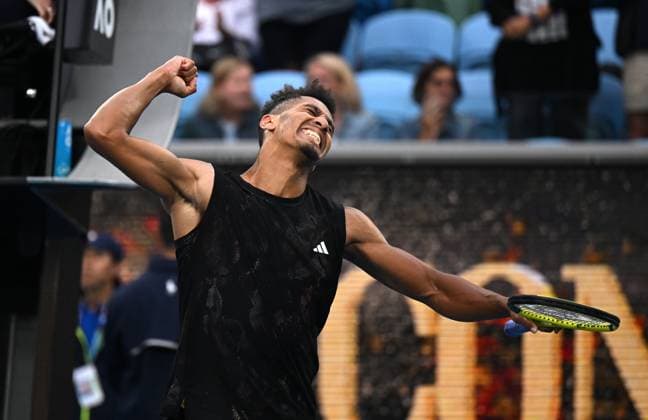TENNIS AUSTRALIAN OPEN, Michael Mmoh of the USA reacts following his second round match win against Alexander Zverev of Germany during the 2023 Australian Open tennis tournament at Melbourne Park in Melbourne, Thursday, January 19, 2023. ( NO ARCHIVING, EDITORIAL USE ONLY, NO USE IN BOOKS WITHOUT CONSENT MELBOURNE VICTORIA AUSTRALIA  Copyright: xLUKASxCOCHx 20230119001754241718