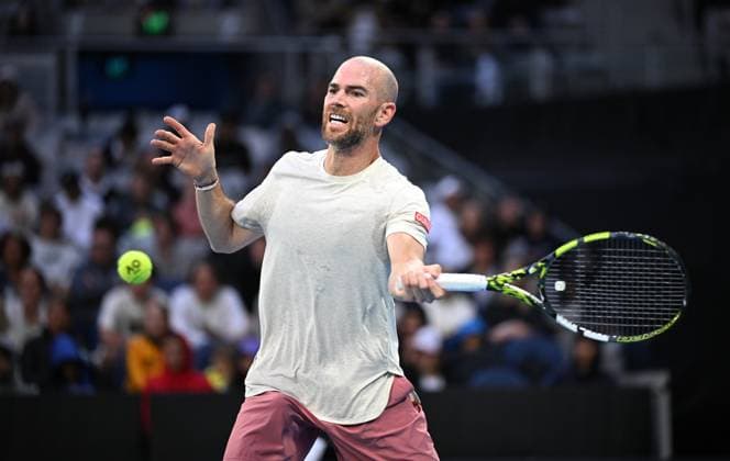 TENNIS AUSTRALIAN OPEN, Adrian Mannarino of France returns during his second round match against Alex De Minaur of Australia at the 2023 Australian Open tennis tournament at Melbourne Park in Melbourne, Thursday, January 19, 2023. ( NO ARCHIVING, EDITORIAL USE ONLY, NO USE IN BOOKS WITHOUT CONSENT MELBOURNE VICTORIA AUSTRALIA  Copyright: xJAMESxROSSx 20230119001754259835
