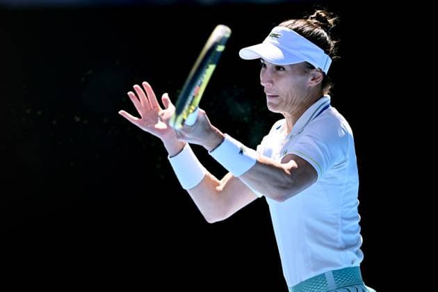 TENNIS AUSTRALIAN OPEN, Bernarda Pera of the USA in action during her match against Coco Gauff of the USA during the 2023 Australian Open tennis tournament at Melbourne Park in Melbourne, Friday, January 20, 2023. ( NO ARCHIVING, EDITORIAL USE ONLY, NO USE IN BOOKS WITHOUT CONSENT MELBOURNE VICTORIA AUSTRALIA  Copyright: xJOELxCARRETTx 20230120001754607790