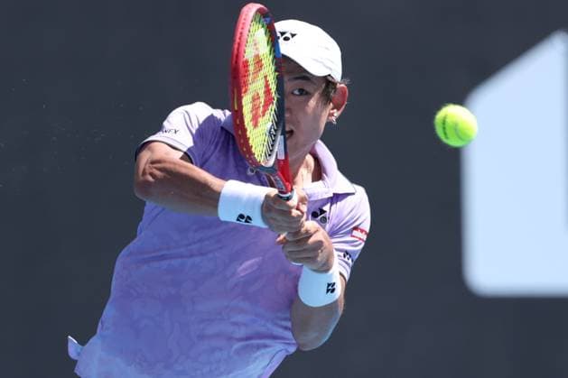 TENNIS AUSTRALIAN OPEN, Yoshihito Nishioka of Japan in action in his 3rd round match against Mackenzie McDonald of the USA during the 2023 Australian Open tennis tournament at Melbourne Park in Melbourne, Friday, January 20, 2023. ( NO ARCHIVING, EDITORIAL USE ONLY, NO USE IN BOOKS WITHOUT CONSENT MELBOURNE VICTORIA AUSTRALIA  Copyright: xDIEGOxFEDELEx 20230120001754618074