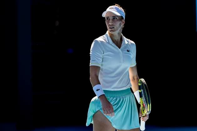 MELBOURNE, VIC - JANUARY 20: Bernarda Pera of the United States of America in action during Round 3 of the 2023 Australian Open on January 20 2023, at Melbourne Park in Melbourne, Australia. (Photo by Jason Heidrich Icon Sportswire) TENNIS: JAN 20 Australian Open Icon230120077
