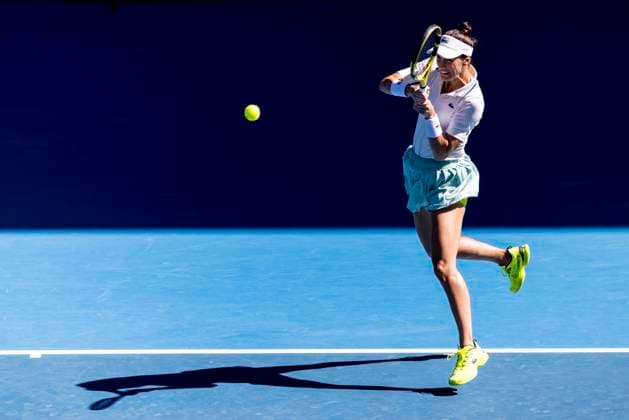 MELBOURNE, VIC - JANUARY 20: Bernarda Pera of the United States of America in action during Round 3 of the 2023 Australian Open on January 20 2023, at Melbourne Park in Melbourne, Australia. (Photo by Jason Heidrich Icon Sportswire) TENNIS: JAN 20 Australian Open Icon230120088