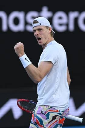 TENNIS AUSTRALIAN OPEN, Denis Shapovalov of Canada reacts druing his match against Hubert Hurkacz of Poland during the 2023 Australian Open tennis tournament at Melbourne Park in Melbourne, Friday, January 20, 2023. ( NO ARCHIVING, EDITORIAL USE ONLY, NO USE IN BOOKS WITHOUT CONSENT MELBOURNE VICTORIA AUSTRALIA  Copyright: xJOELxCARRETTx 20230120001754664845