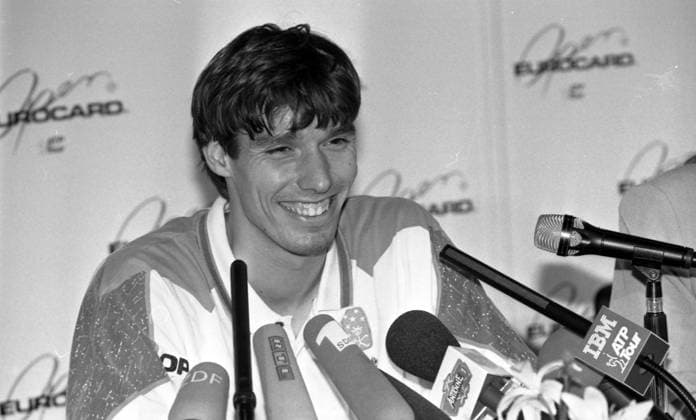 26.02.95 Tennis Eurocard Open Stuttgart Deutschland, Stuttgart, 26.02.1995, Tennis, Eurocard Open Stuttgart: Michael Stich. *** 26 02 95 Tennis Eurocard Open Stuttgart Germany, Stuttgart, 26 02 1995, Tennis, Eurocard Open Stuttgart Michael Stich