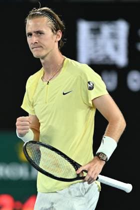 TENNIS AUSTRALIAN OPEN, Sebastian Korda of the USA reacts during his match against Daniil Medvedev during the 2023 Australian Open tennis tournament at Melbourne Park in Melbourne, Friday, January 20, 2023. ( NO ARCHIVING, EDITORIAL USE ONLY, NO USE IN BOOKS WITHOUT CONSENT MELBOURNE VICTORIA AUSTRALIA  Copyright: xJOELxCARRETTx 20230121001754752827