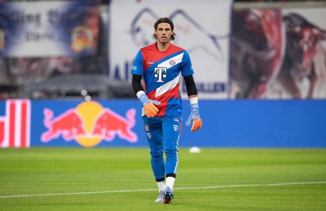 Fussball, Herren, Saison 2022 2023, 1. Bundesliga (16. Spieltag), RB Leipzig - FC Bayern München, Torhüter Yann Sommer (FC Bayern München) bei der Erwärmung, 20.01. 2023, *** Football, men, season 2022 2023, 1 Bundesliga 16 matchday , RB Leipzig FC Bayern Munich, goalkeeper Yann Sommer FC Bayern Munich warming up, 20 01 2023, Copyright: xSebastianxRäppold MatthiasxKochx