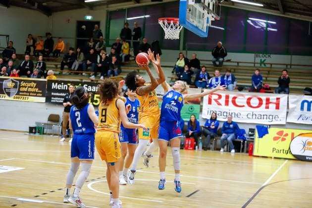 Basketball, Women, DBBL, TV Saarlouis Royals - BC Pharmaserv Marburg