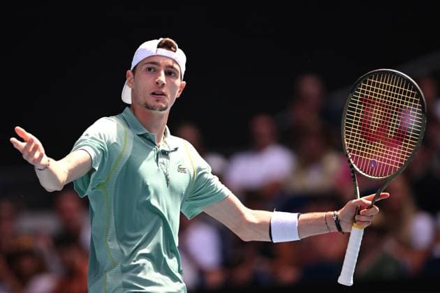 TENNIS AUSTRALIAN OPEN, Ugo Humbert of France wins a point in the tie break during his match against Holger Rune of Switzerland during the 2023 Australian Open tennis tournament at Melbourne Park in Melbourne, Wednesday, May 1, 2019. ( NO ARCHIVING, EDITORIAL USE ONLY, NO USE IN BOOKS WITHOUT CONSENT MELBOURNE VICTORIA AUSTRALIA  Copyright: xJAMESxROSSx 20230121001754985816