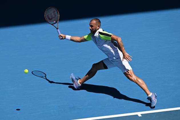 Mandatory Credit: Photo by James Gourley Shutterstock (13728737u) Dan Evans in action during his third round match Australian Open, Day Six, Tennis, Melbourne Park, Melbourne, Australia - 21 Jan 2023 Australian Open, Day Six, Tennis, Melbourne Park, Melbourne, Australia - 21 Jan 2023 Copyright: xJamesxGourley Shutterstockx 13728737u