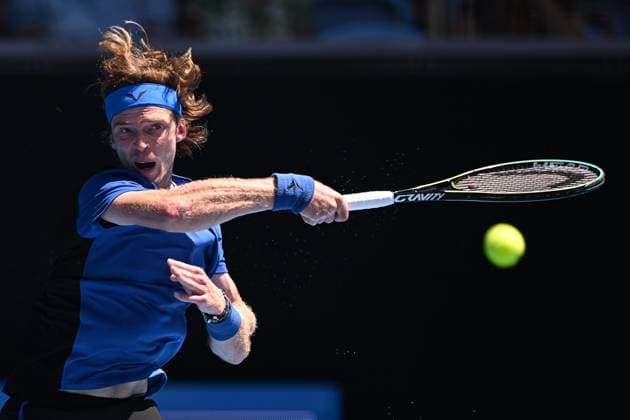 Mandatory Credit: Photo by James Gourley Shutterstock (13728737be) Andrey Rublev in action during his third round match Australian Open, Day Six, Tennis, Melbourne Park, Melbourne, Australia - 21 Jan 2023 Australian Open, Day Six, Tennis, Melbourne Park, Melbourne, Australia - 21 Jan 2023 Copyright: xJamesxGourley Shutterstockx 13728737be