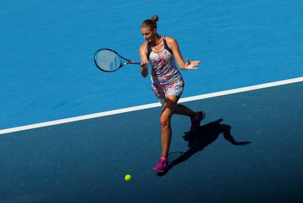 Mandatory Credit: Photo by Ella Ling Shutterstock (13728748bh) Karolina Pliskova of Czech Republic in action Australian Open, Day Six, Tennis, Melbourne Park, Melbourne, Australia - 21 Jan 2023 Australian Open, Day Six, Tennis, Melbourne Park, Melbourne, Australia - 21 Jan 2023 Copyright: xEllaxLing Shutterstockx 13728748bh