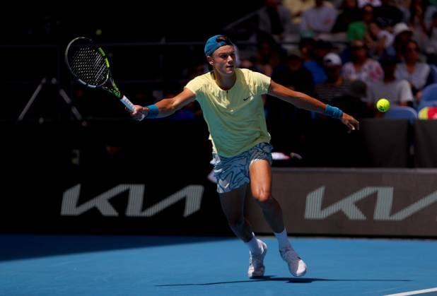 Mandatory Credit: Photo by Ella Ling Shutterstock (13728748bp) Holger Rune of Denmark in action Australian Open, Day Six, Tennis, Melbourne Park, Melbourne, Australia - 21 Jan 2023 Australian Open, Day Six, Tennis, Melbourne Park, Melbourne, Australia - 21 Jan 2023 Copyright: xEllaxLing Shutterstockx 13728748bp