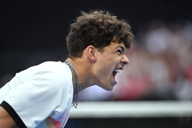 TENNIS AUSTRALIAN OPEN, Ben Shelton of the United States reacts during his match against Alexei Popyrin of Australia Ben Shelton of the United States during the 2023 Australian Open tennis tournament at Melbourne Park in Melbourne, Wednesday, May 1, 2019. ( NO ARCHIVING, EDITORIAL USE ONLY, NO USE IN BOOKS WITHOUT CONSENT MELBOURNE VICTORIA AUSTRALIA  Copyright: xJAMESxROSSx 20230121001755017826
