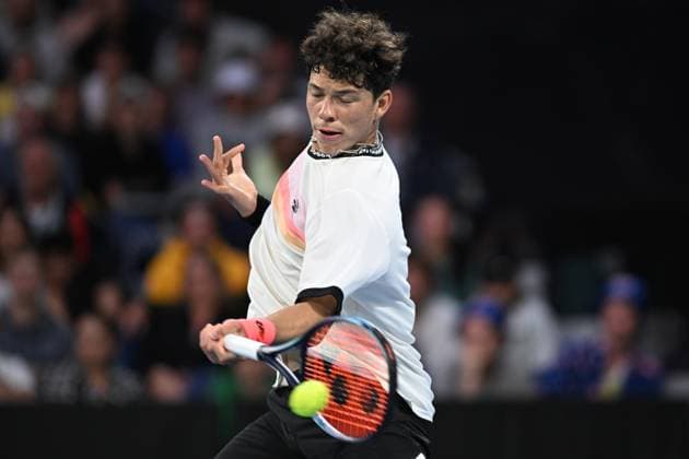 TENNIS AUSTRALIAN OPEN, Ben Shelton of the United States in action during his match against Alexei Popyrin of Australia Ben Shelton of the United States during the 2023 Australian Open tennis tournament at Melbourne Park in Melbourne, Wednesday, May 1, 2019. ( NO ARCHIVING, EDITORIAL USE ONLY, NO USE IN BOOKS WITHOUT CONSENT MELBOURNE VICTORIA AUSTRALIA  Copyright: xJAMESxROSSx 20230121001755028122
