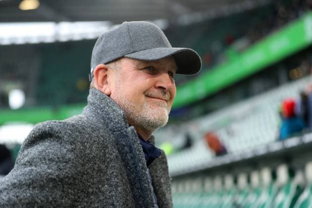 VfL vs. Freiburg 1. BL Wolfsburg, 21.01.2023, FUßBALL - VfL Wolfsburg vs. SC Freiburg, 1. BL, Saison 2022 23. Geschäftsführer Jörg Schmadtke (VfL Wolfsburg) Wolfsburg *** VfL vs Freiburg 1 BL Wolfsburg, 21 01 2023, FOOTBALL VfL Wolfsburg vs SC Freiburg, 1 BL, season 2022 23 Managing Director Sports Jörg Schmadtke VfL Wolfsburg Wolfsburg