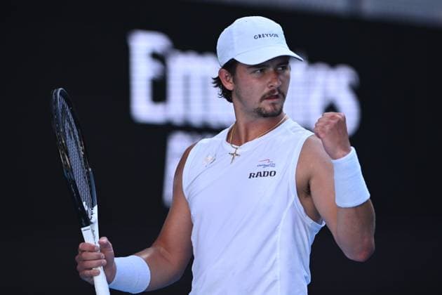 TENNIS AUSTRALIAN OPEN, JJ Wolf of the United States wins a point during his match against Ben Shelton of the United States during the 2023 Australian Open tennis tournament at Melbourne Park in Melbourne, Monday, January 23, 2019. ( NO ARCHIVING, EDITORIAL USE ONLY, NO USE IN BOOKS WITHOUT CONSENT MELBOURNE VICTORIA AUSTRALIA  Copyright: xJOELxCARRETTx 20230123001755798995