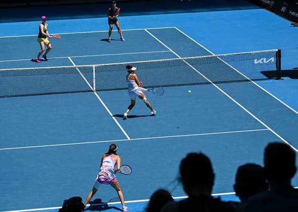 (230123) -- MELBOURNE, Jan. 23, 2023 -- Yang Zhaoxuan Chan Hao-ching (L, bottom) compete during the women s doubles third round match against Anhelina Kalinina Alison Van Uytvanck at Australian Open in Melbourne Park, in Melbourne, Australia, Jan. 23, 2023. ) (SP)AUSTRALIA-MELBOURNE-TENNIS-AUSTRALIAN OPEN-DAY 8 GuoxLei 