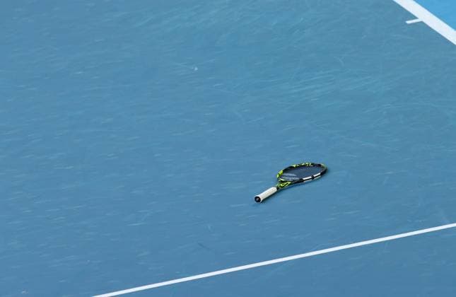 Mandatory Credit: Photo by Ella Ling Shutterstock (13729779ct) Holger Rune of Denmark leaves his racquet on court Australian Open, Day Eight, Tennis, Melbourne Park, Melbourne, Australia - 23 Jan 2023 Australian Open, Day Eight, Tennis, Melbourne Park, Melbourne, Australia - 23 Jan 2023 Copyright: xEllaxLing Shutterstockx 13729779ct