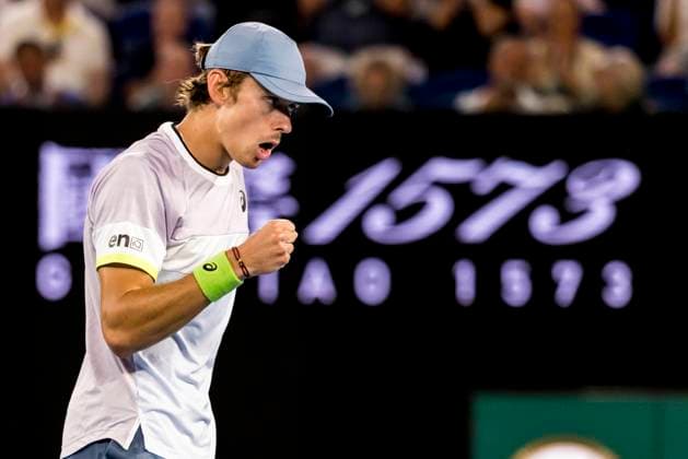 MELBOURNE, VIC - JANUARY 23: Alex De Minaur of Australia celebrates during Round 4 of the 2023 Australian Open on January 23 2023, at Melbourne Park in Melbourne, Australia. (Photo by Jason Heidrich Icon Sportswire) TENNIS: JAN 23 Australian Open Icon230123205