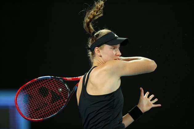 Mandatory Credit: Photo by Ella Ling Shutterstock (13729781l) Elena Rybakina of Kazakhstan in action Australian Open, Day Nine, Tennis, Melbourne Park, Melbourne, Australia - 24 Jan 2023 Australian Open, Day Nine, Tennis, Melbourne Park, Melbourne, Australia - 24 Jan 2023 Copyright: xEllaxLing Shutterstockx 13729781l