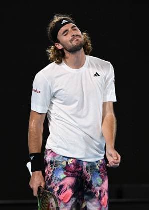 TENNIS AUSTRALIAN OPEN, Stefanos Tsitsipas of Greece reacts during his quarter final match against Jiri Lehecka of Czech Republic at the 2023 Australian Open tennis championship at Melbourne Park in Melbourne, Tuesday, January 24, 2023. ( NO ARCHIVING, EDITORIAL USE ONLY, NO USE IN BOOKS WITHOUT CONSENT MELBOURNE VICTORIA AUSTRALIA  Copyright: xLUKASxCOCHx 20230124001756105392