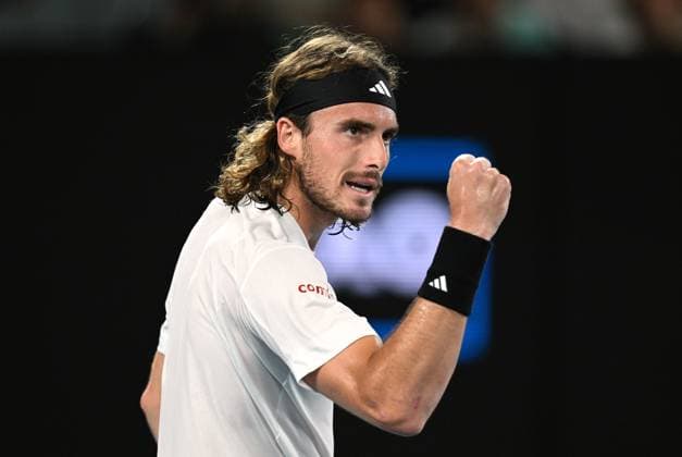 TENNIS AUSTRALIAN OPEN, Stefanos Tsitsipas of Greece reacts during his quarter final match against Jiri Lehecka of Czech Republic at the 2023 Australian Open tennis championship at Melbourne Park in Melbourne, Tuesday, January 24, 2023. ( NO ARCHIVING, EDITORIAL USE ONLY, NO USE IN BOOKS WITHOUT CONSENT MELBOURNE VICTORIA AUSTRALIA  Copyright: xLUKASxCOCHx 20230124001756107371