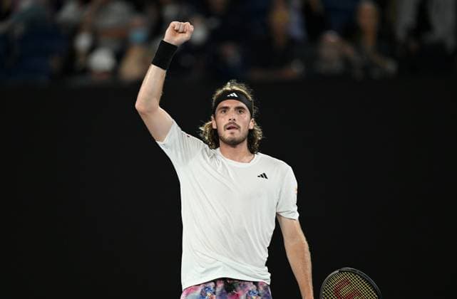 TENNIS AUSTRALIAN OPEN, Stefanos Tsitsipas of Greece reacts during his quarter final match against Jiri Lehecka of Czech Republic at the 2023 Australian Open tennis championship at Melbourne Park in Melbourne, Tuesday, January 24, 2023. ( NO ARCHIVING, EDITORIAL USE ONLY, NO USE IN BOOKS WITHOUT CONSENT MELBOURNE VICTORIA AUSTRALIA  Copyright: xLUKASxCOCHx 20230124001756111082